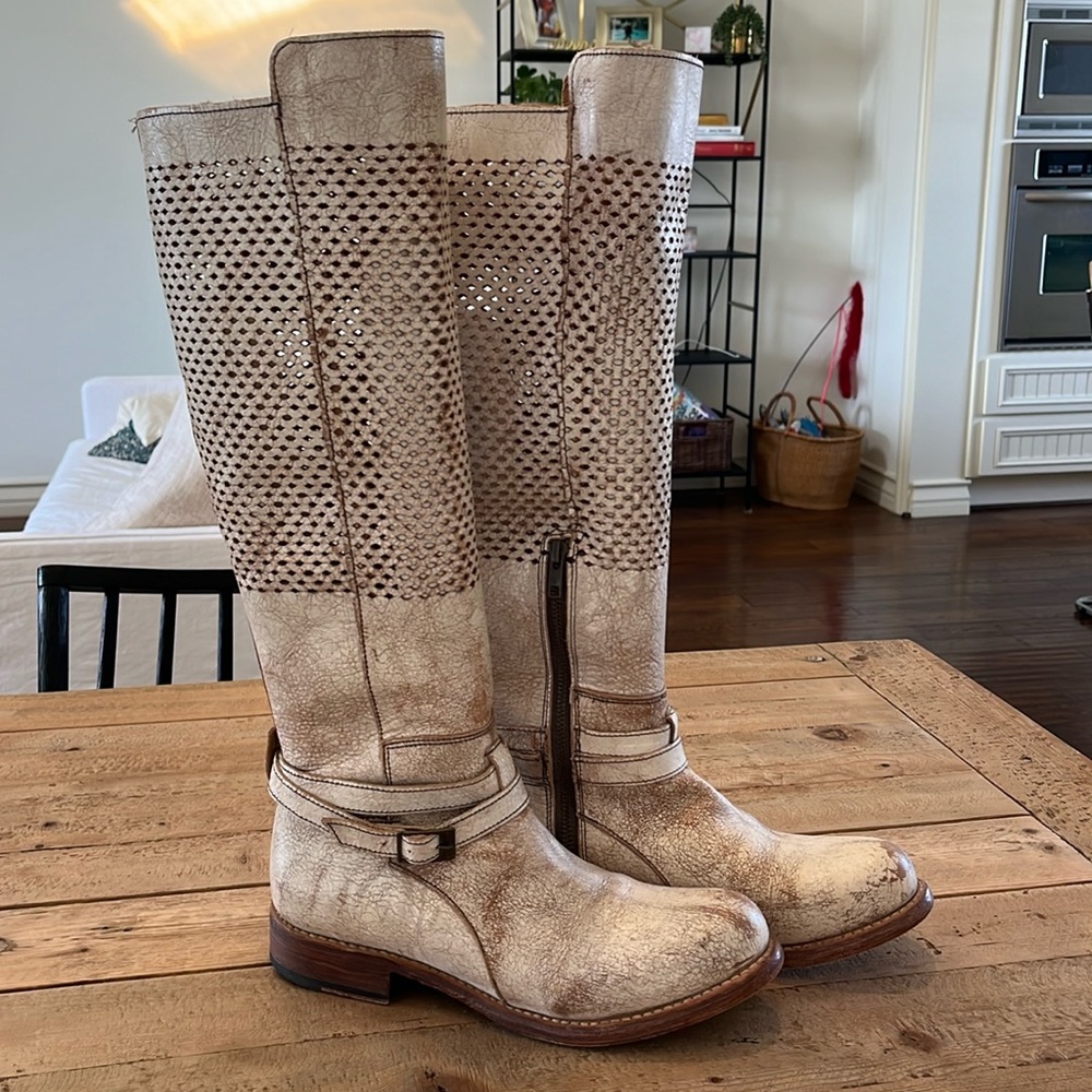 Bed STU riding boot